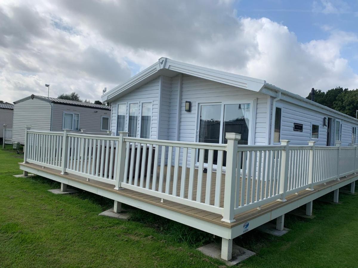 8 Birth Lodge On Cayton Bay Holiday Park Scarborough Exteriér fotografie